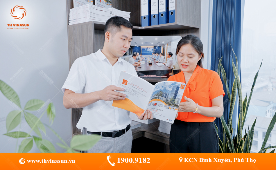quat-hut-gan-tran-noi-ong-gio quạt hút gắn trần nối ống gió